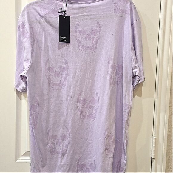 WXYZ Mfg. Co. Savage Skull Embossed S/S T-Shirt- Lavender - Picture 3 of 3